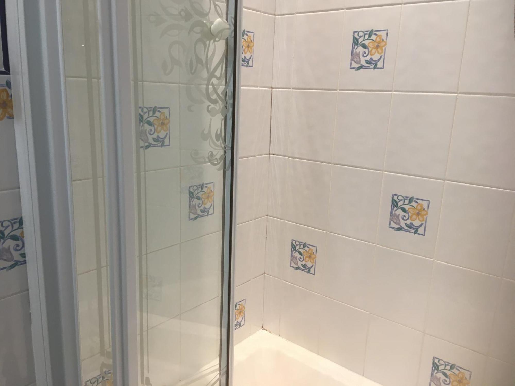 Grove House Guest House Телфорд Экстерьер фото