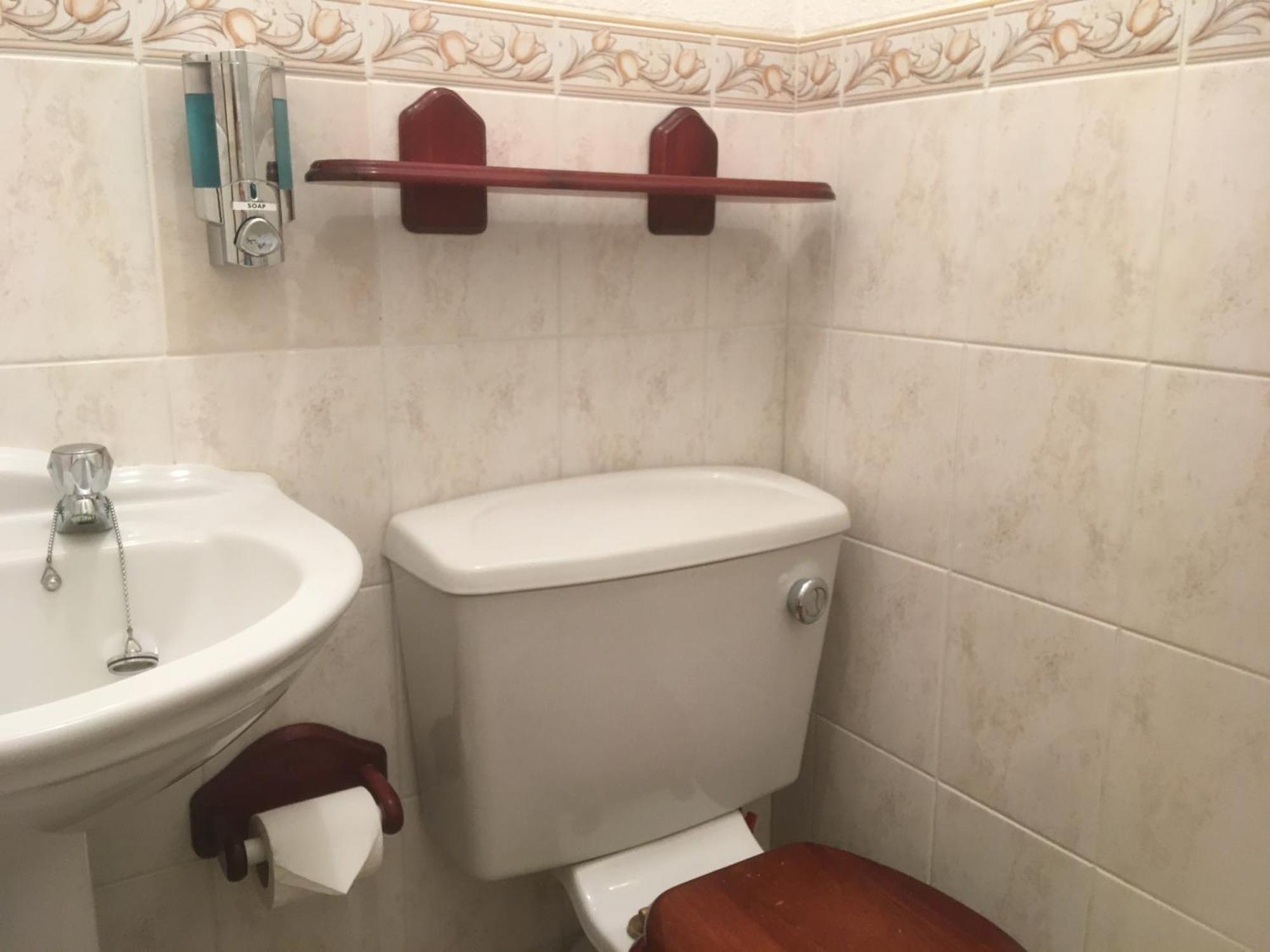 Grove House Guest House Телфорд Номер фото